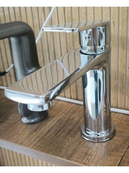 Смеситель для раковины Karido KRD-SR-06